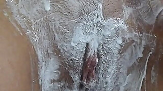 Hairy Pussy Shaving Close up! Intimate Haircut!